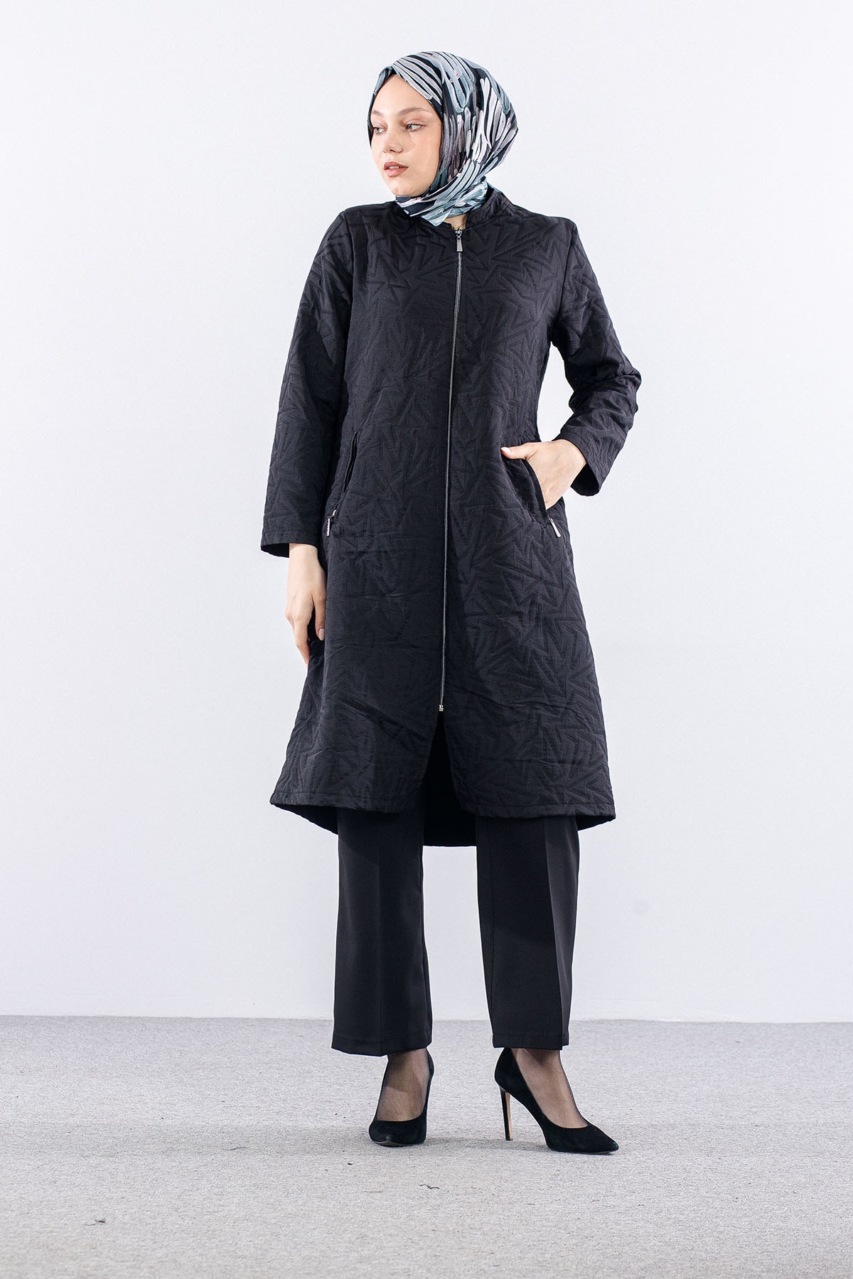 1775 A.boy Kaban 46-52 Kapitone - Siyah - 2