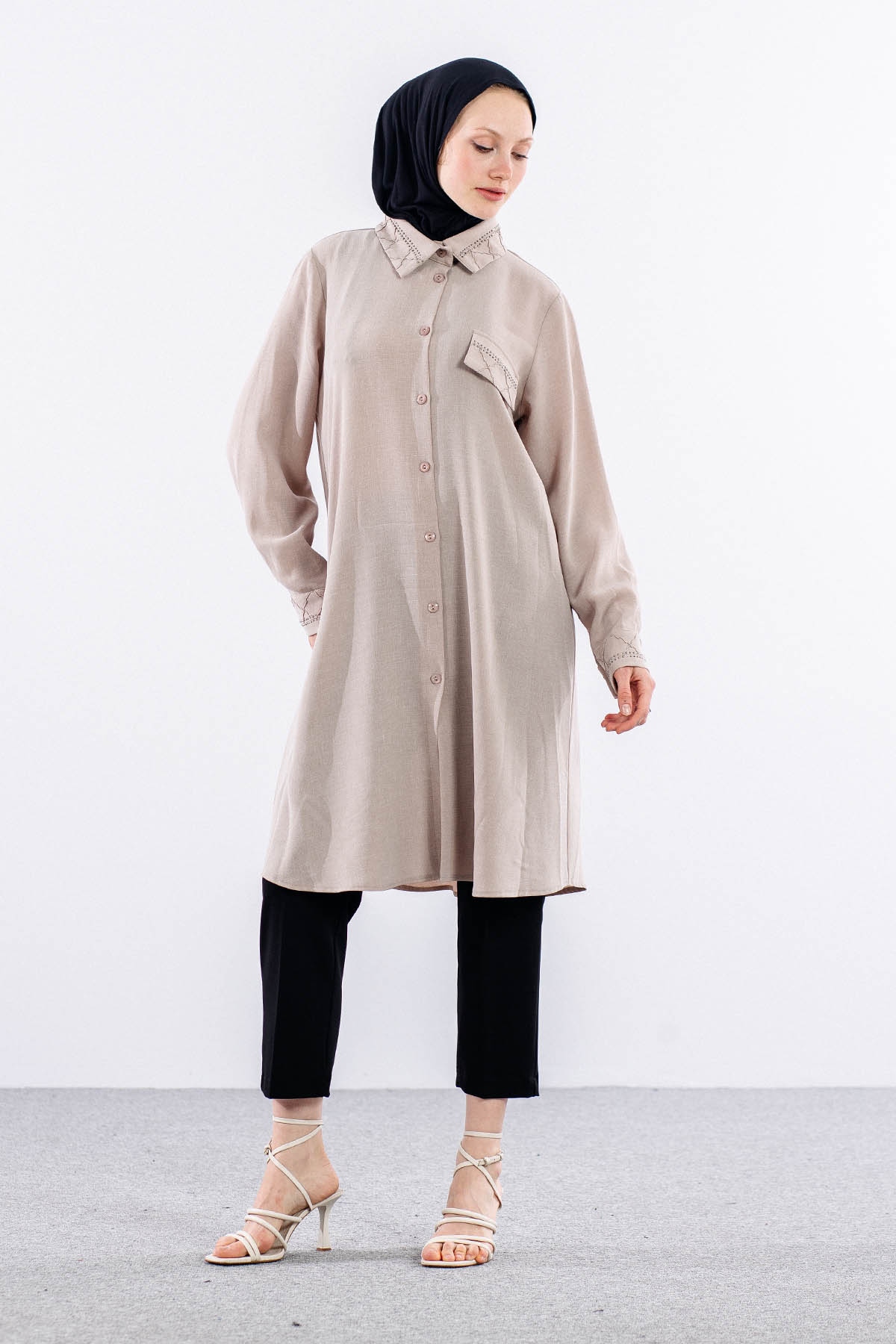 2677 Tunik 44-54 - Bej - 1