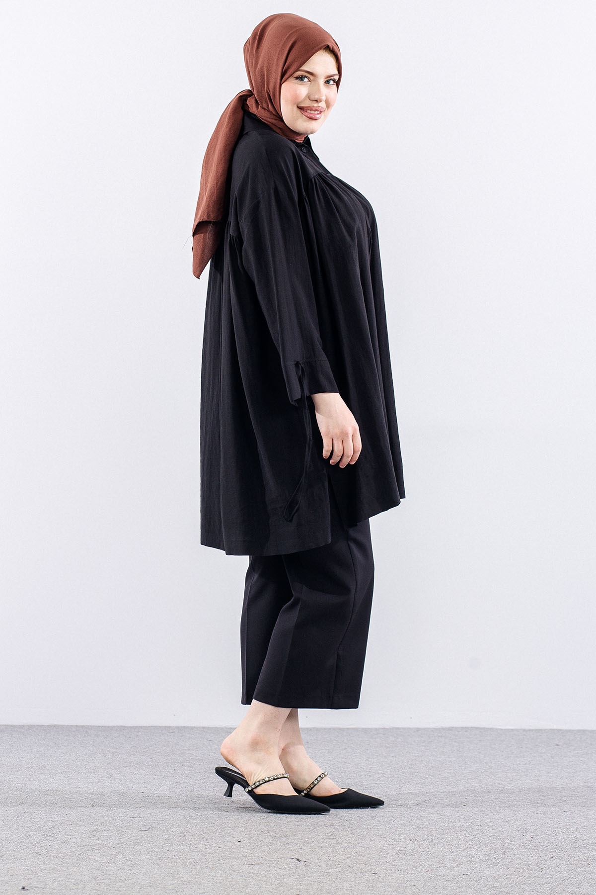 36506  Tunik Tek Kolu Pi̇leli̇ - Siyah - 3