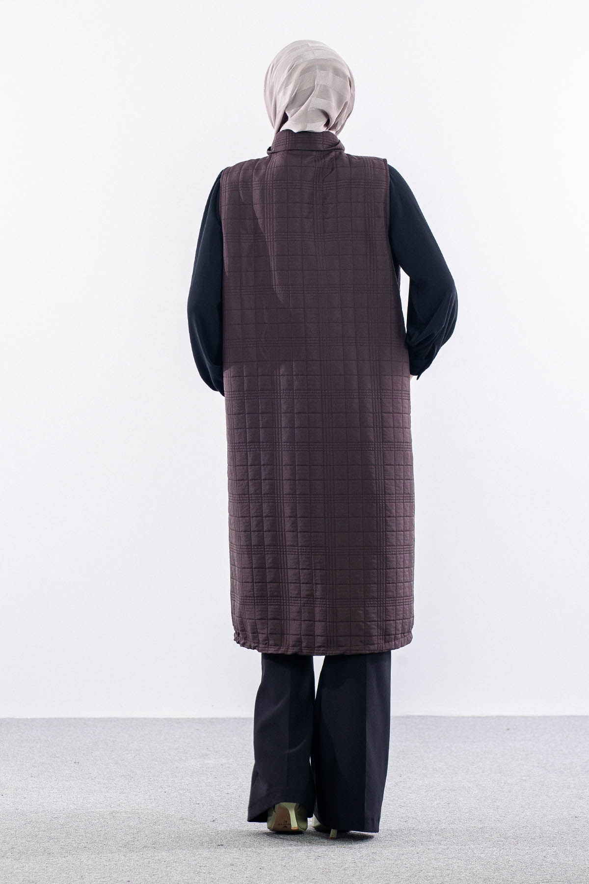 5016 Kapitone Yelek 42-48 - Kahve - 5