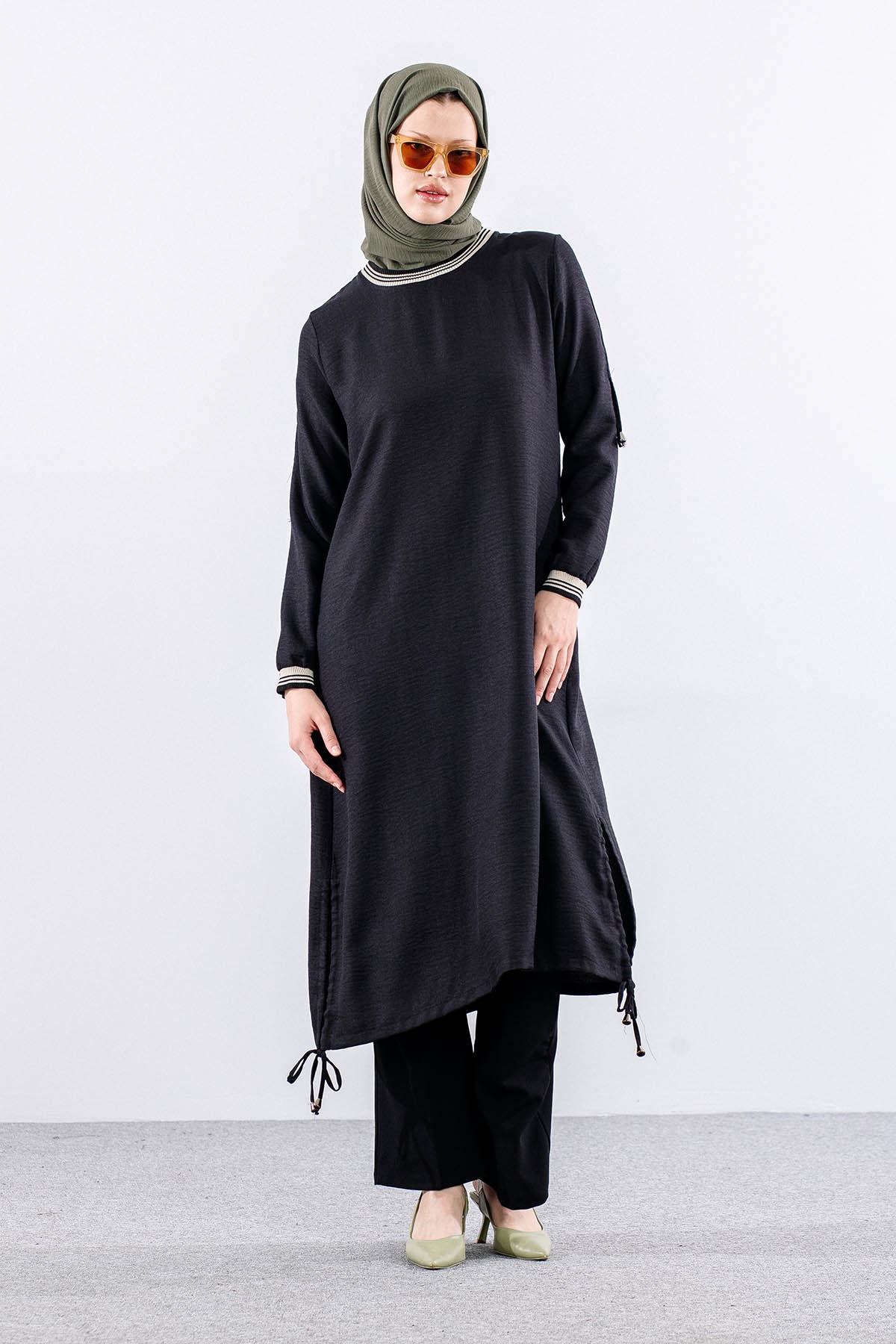 7016 Tunik 2-3-4-5 - Siyah - 2
