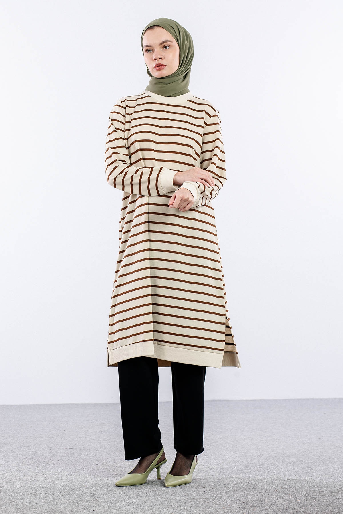 8043 Tunik 42-50 Cizgili Desen - Bej-kahve - 2