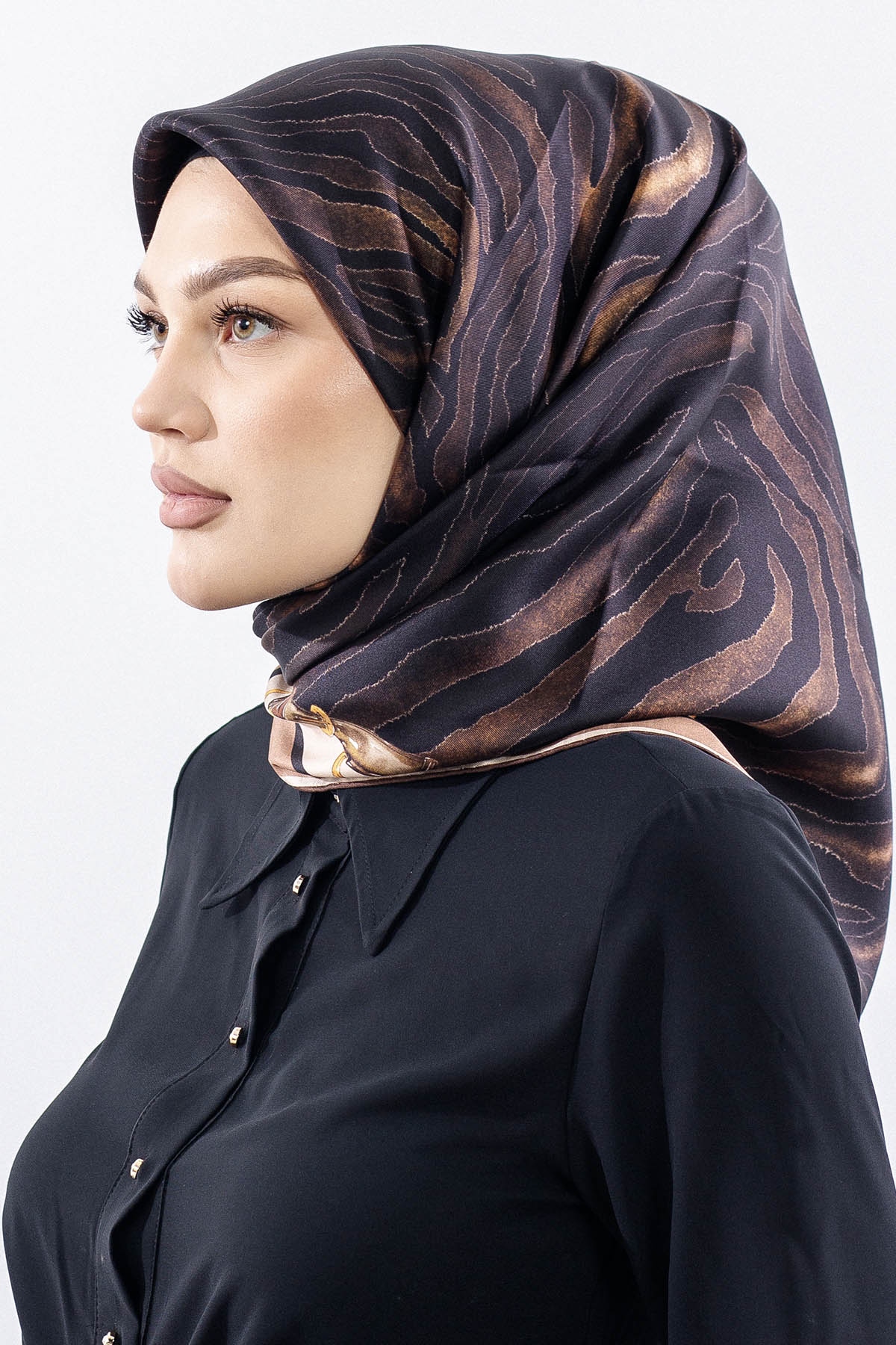 Dg14827 İpek Eşarp Tvil Kumas Zincir Zebra Desen - Kahve - 2