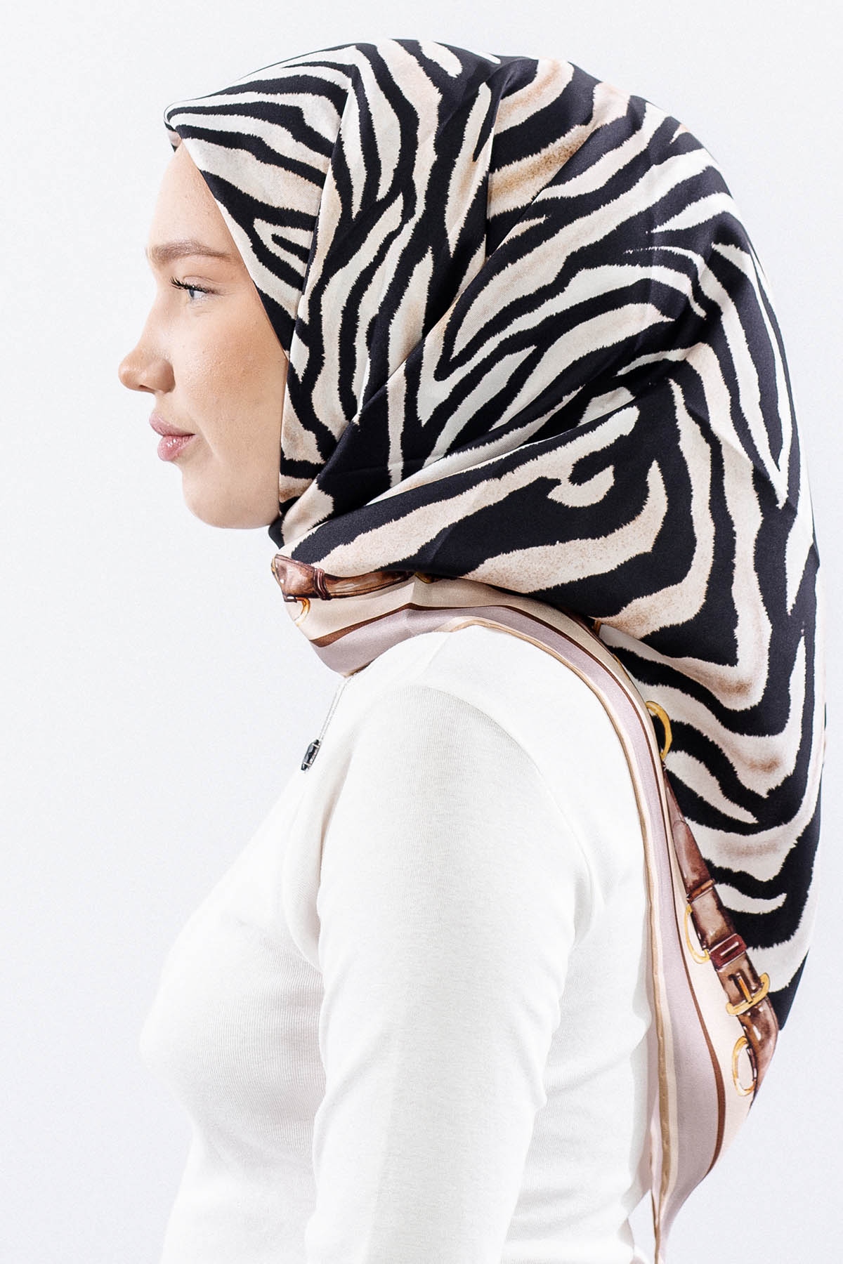 Dg14827 İpek Eşarp Zebra Desen Tvil Kumas - Vizon - 3