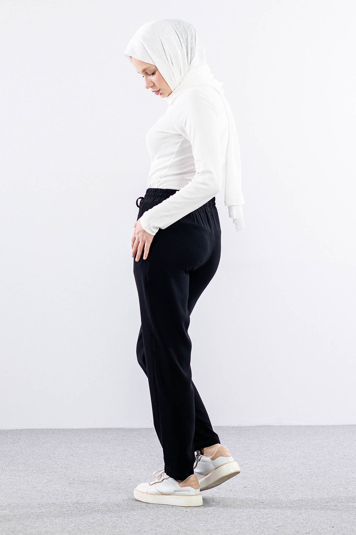 E-1526 Pantolon 38-48 - Siyah - 4